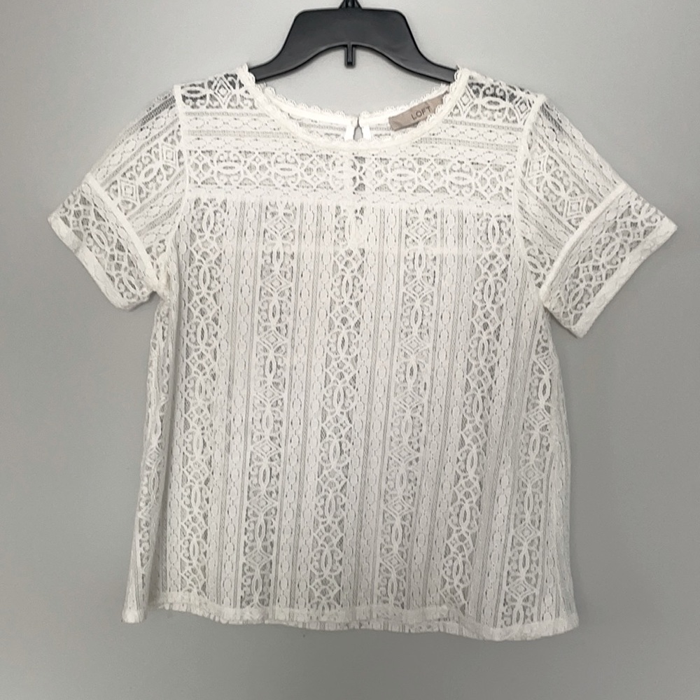 Loft White Lace Top Size Small 🖤
